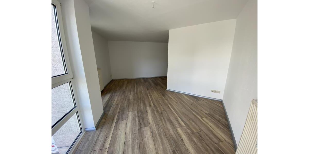 Etagenwohnung Mittweida - 1 Zimmer, 28 m&sup2;, 275&euro; | Angebot:26004585