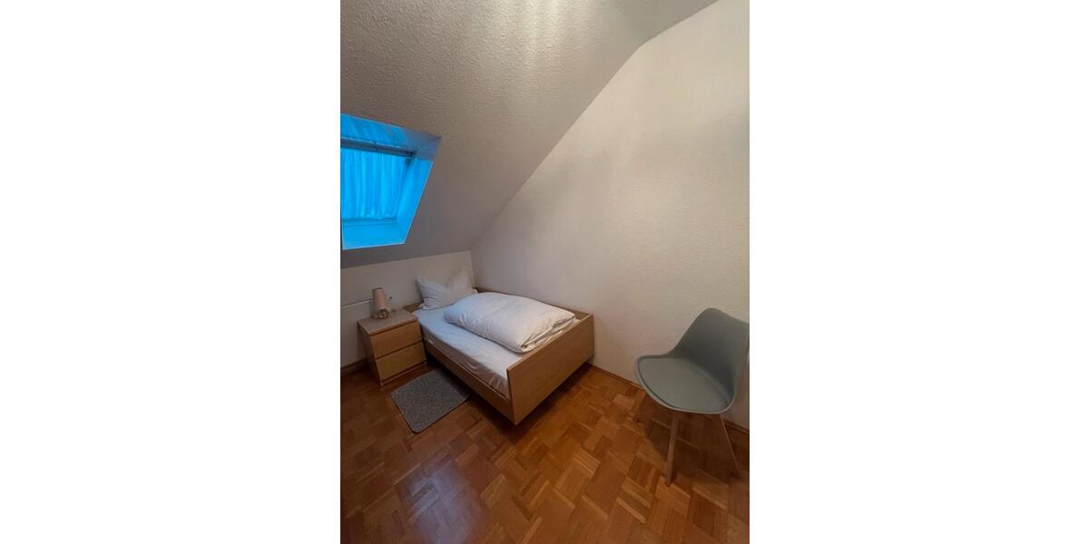 Etagenwohnung Bad Mergentheim - 4 Zimmer, 80 m&sup2;, 300&euro; | Angebot:25131331