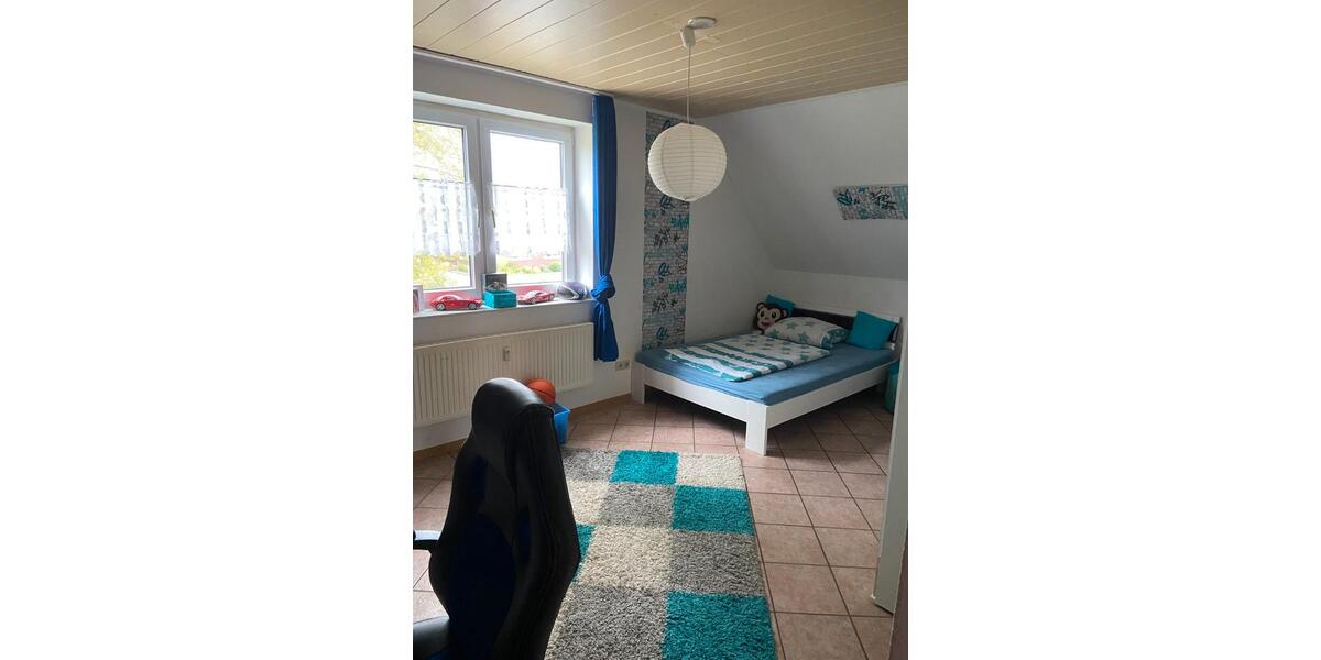 Dachgeschoßwohnung Papenburg - 5 Zimmer, 110 m&sup2;, 690&euro; | Angebot:26420471