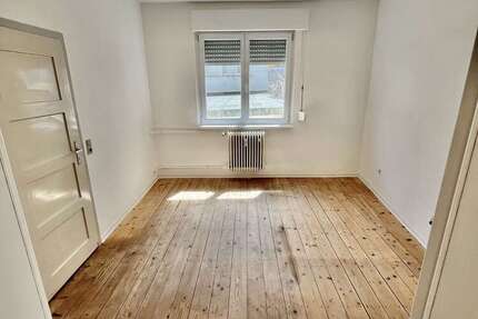 Wohnung zum Mieten in Stuttgart 350 € 14 m²