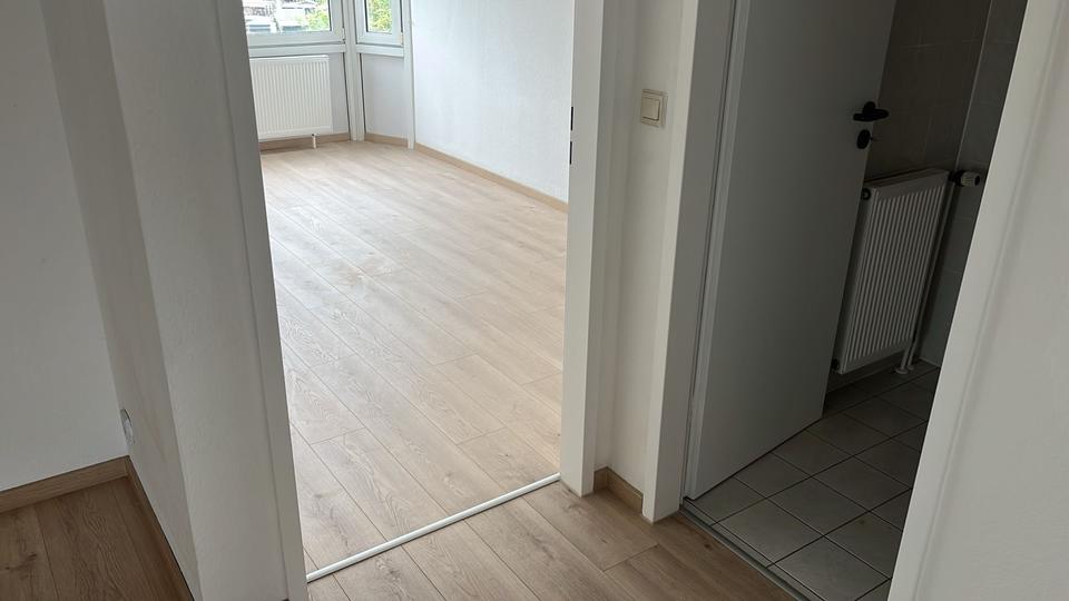 Dachgeschoßwohnung Bitterfeld-Wolfen Bitterfeld - 3 Zimmer, 70 m&sup2;, 734&euro; | Angebot:26460976