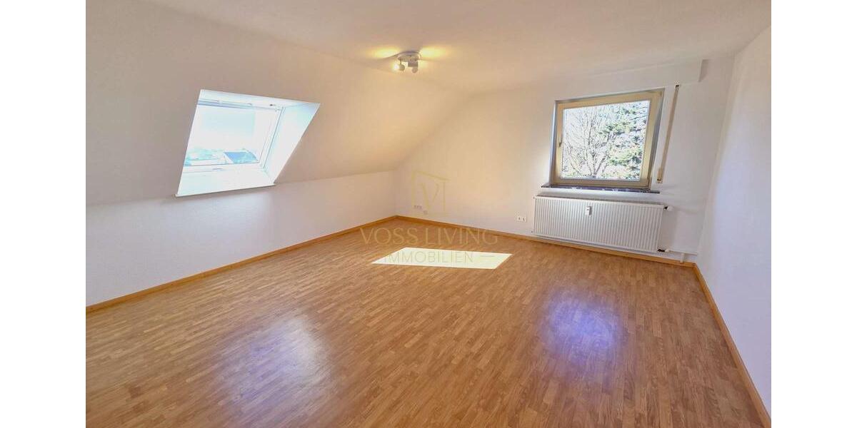 Dachgeschoßwohnung Karben - 2 Zimmer, 72 m&sup2;, 790&euro; | Angebot:25379911