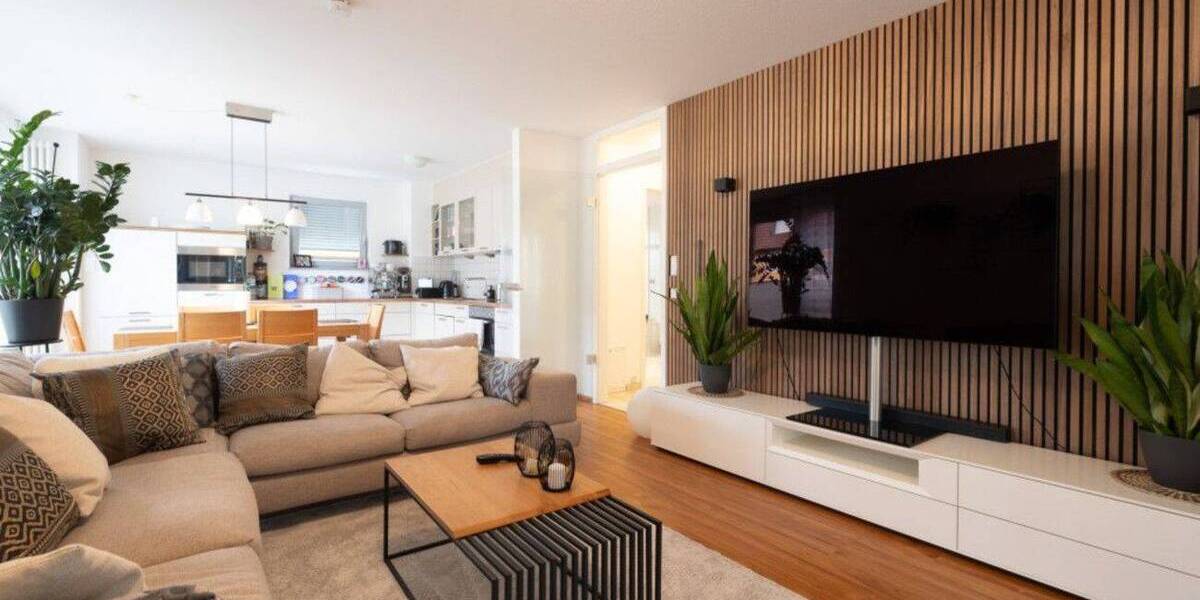 Etagenwohnung Freiburg im Breisgau Neuburg - 3 Zimmer, 89 m&sup2;, 1.670&euro; | Angebot:26824901