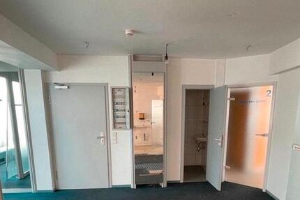 Gewerbefläche Praxisräume Büroräume Praxis Büro Wohnung zentral