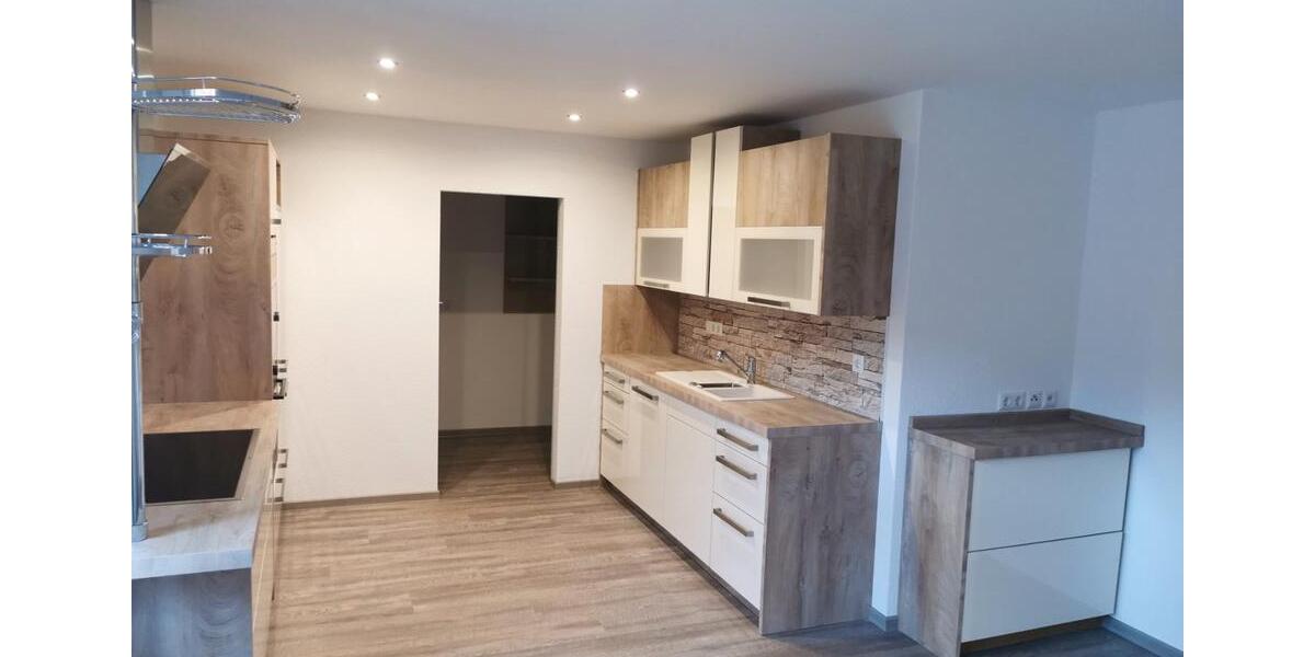 Etagenwohnung Halberstadt - 4 Zimmer, 125 m&sup2;, 1.165&euro; | Angebot:26165223