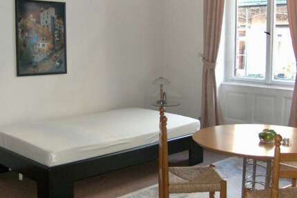 Zimmer Hessen - Wiesbaden Wiesbaden - 1 Zimmer, 590&euro; | Angebot:26837304