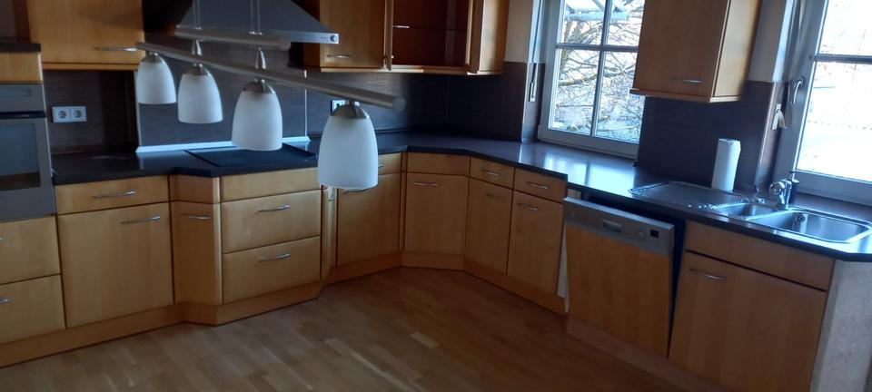 Etagenwohnung Freyung - 3.5 Zimmer, 130 m&sup2;, 1.200&euro; | Angebot:24763477