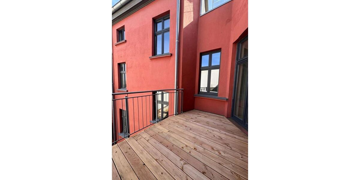 Dachgeschoßwohnung Magdeburg - 4 Zimmer, 134 m&sup2;, 1.179&euro; | Angebot:25510421