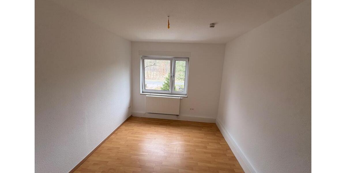 Etagenwohnung Genthin - 5 Zimmer, 90 m&sup2;, 639&euro; | Angebot:25942647