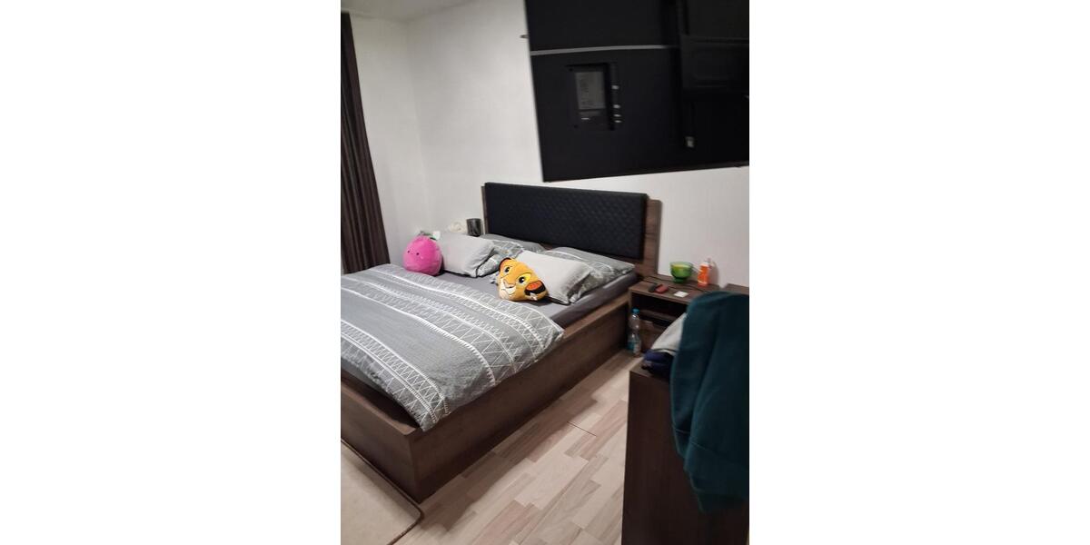 Etagenwohnung Traunstein - 3 Zimmer, 74 m&sup2;, 700&euro; | Angebot:25720271