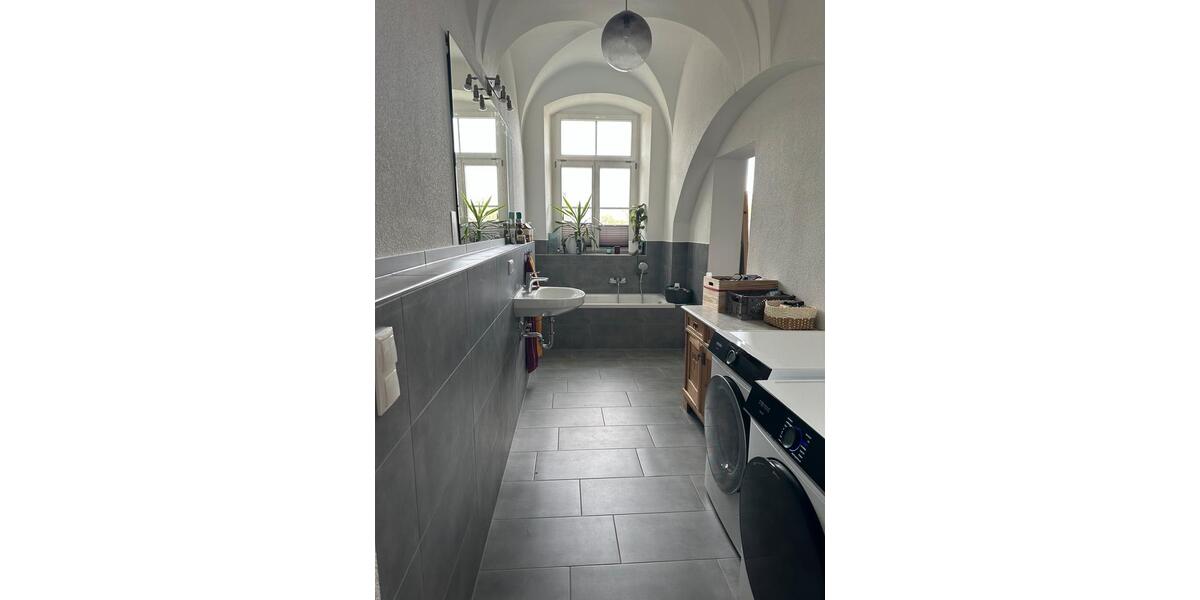 Etagenwohnung Schleiz - 3 Zimmer, 115 m&sup2;, 1.100&euro; | Angebot:26647261