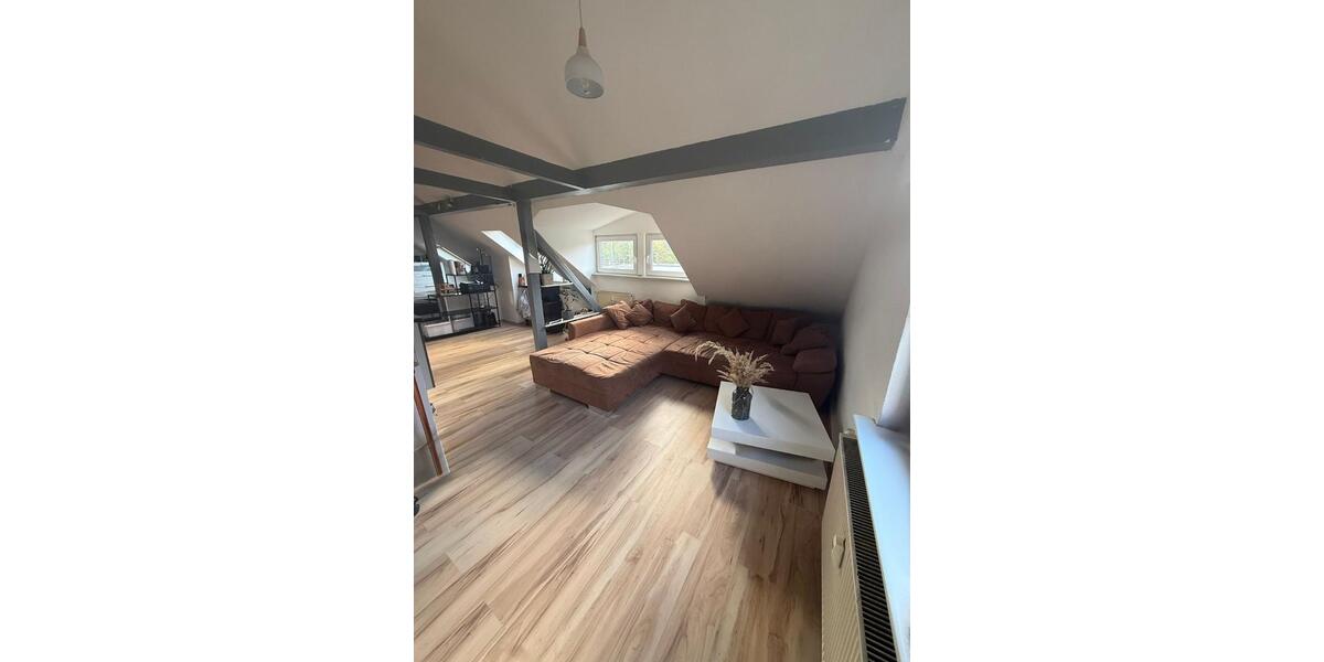 Dachgeschoßwohnung Lennestadt - 2 Zimmer, 60 m&sup2;, 450&euro; | Angebot:26271001