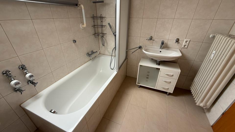 3 Zimmer DG Wohnung - ab sofort zu vermieten in Lenzkirch