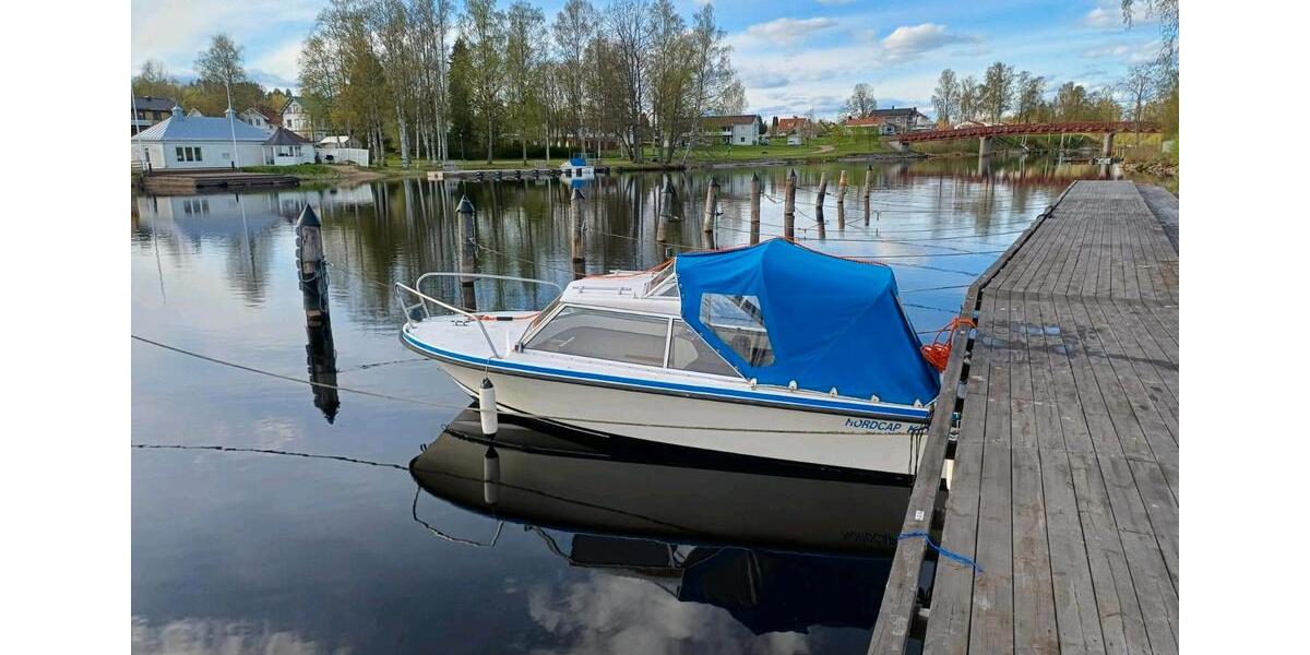 Einfamilienhaus Esens - 7 Zimmer, 100 m&sup2;, 80&euro; | Angebot:24830505