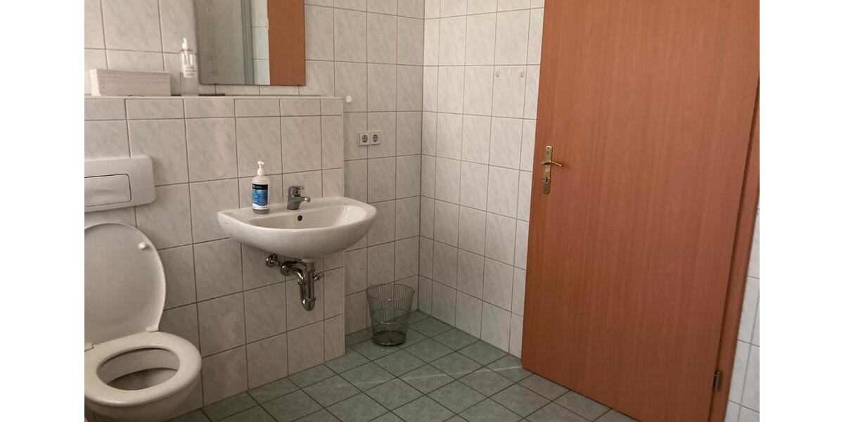 Erdgeschoßwohnung Langenleuba-Niederhain Niederhain - 2 Zimmer, 104 m&sup2;, 520&euro; | Angebot:26056385