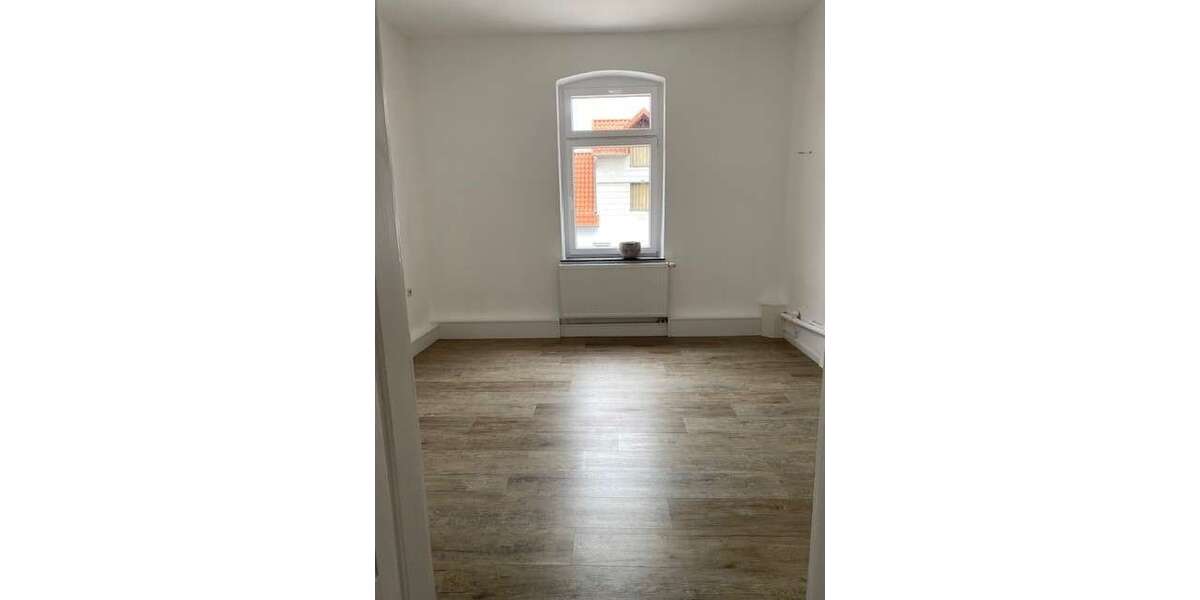Etagenwohnung Warburg - 6 Zimmer, 138 m&sup2;, 1.170&euro; | Angebot:26723411