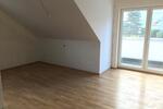 Dachgeschoßwohnung Margetshöchheim - 3 Zimmer, 130 m&sup2;, 1.750&euro; | Angebot:26048583