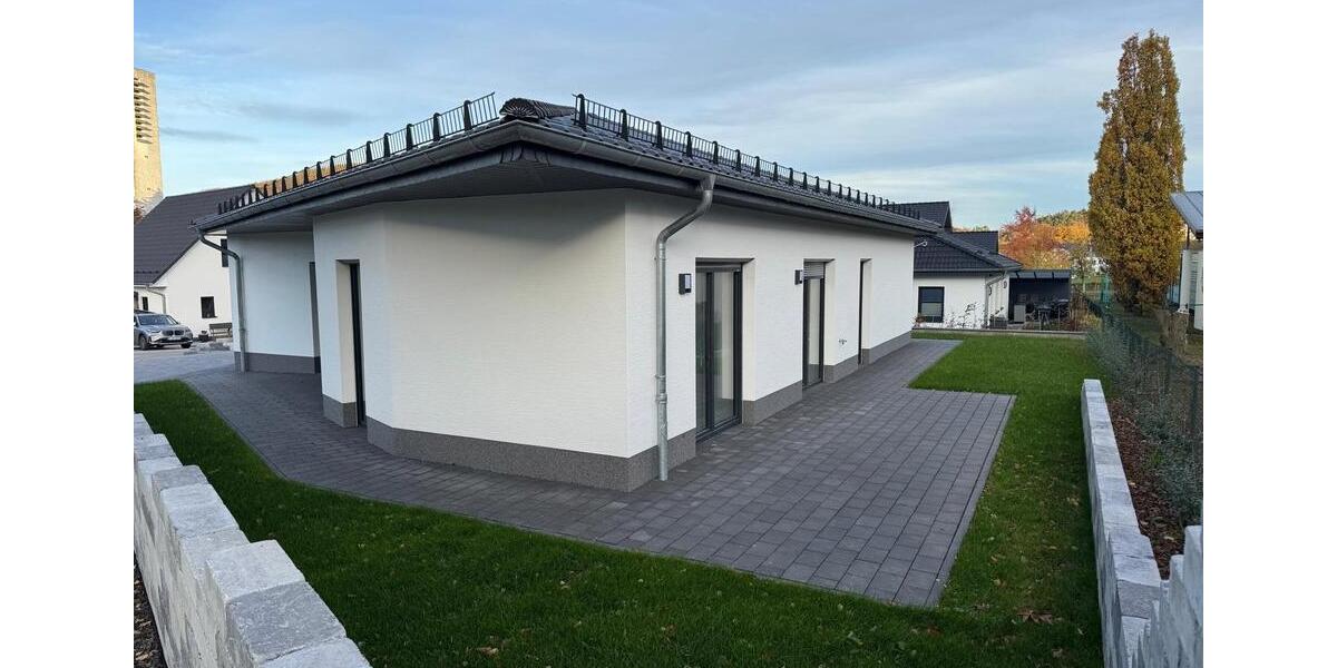 Bungalow Bad Wildungen - 4 Zimmer, 150 m&sup2;, 2.000&euro; | Angebot:23476136