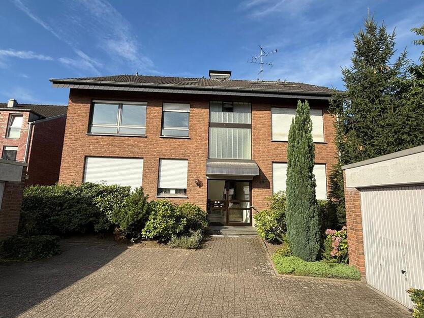 3,5 Zimmer KDB, Gäste-WC und Balkon in Wesel-Stadtrand
