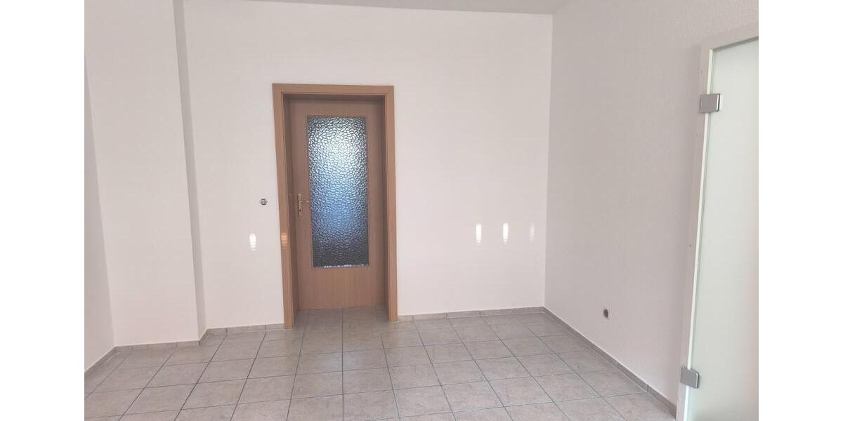 Erdgeschoßwohnung Bautzen - 3 Zimmer, 67 m&sup2;, 400&euro; | Angebot:24658684