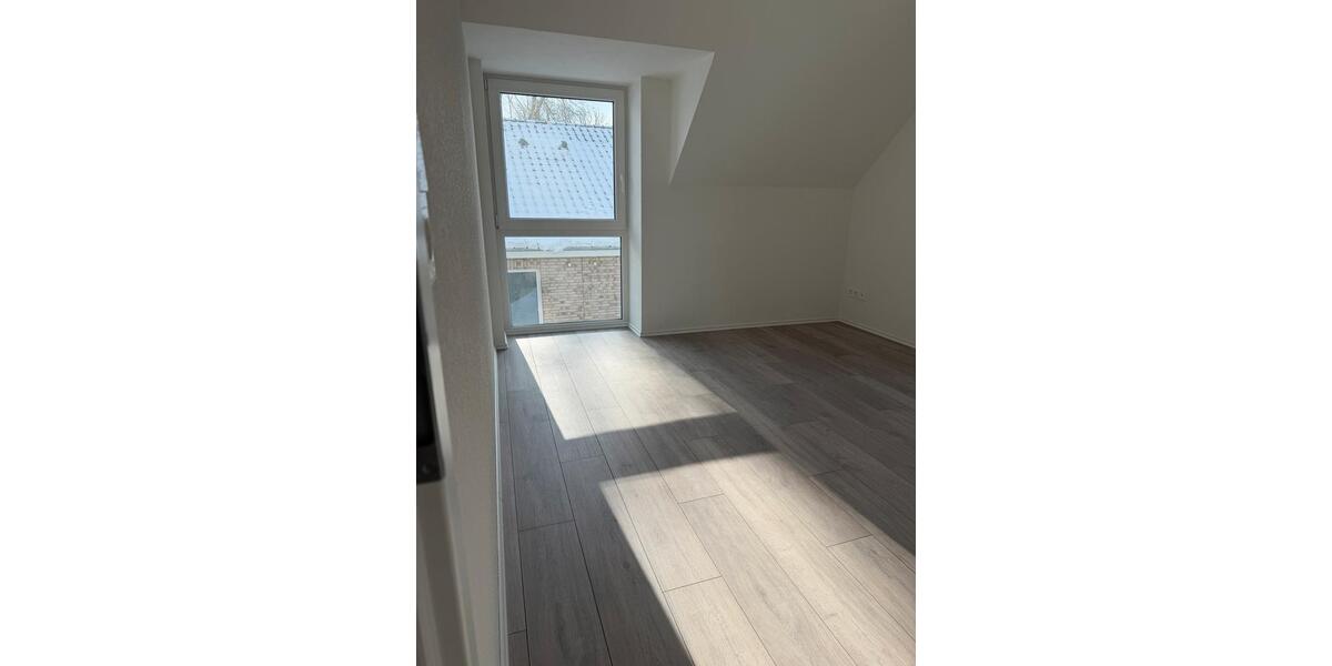 Doppelhaushälfte Wees - 4 Zimmer, 110 m&sup2;, 1.600&euro; | Angebot:25099551