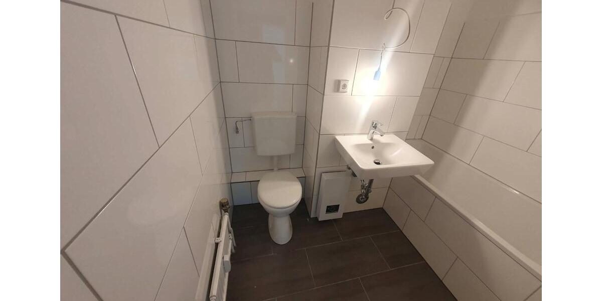 Etagenwohnung Krefeld - 3 Zimmer, 80 m&sup2;, 800&euro; | Angebot:26261245