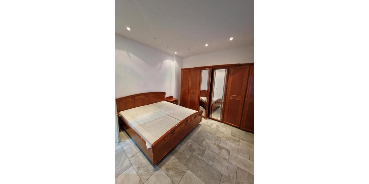 Erdgeschoßwohnung Duisburg Duisburg-Mitte - 2 Zimmer, 61 m&sup2;, 800&euro; | Angebot:26602690