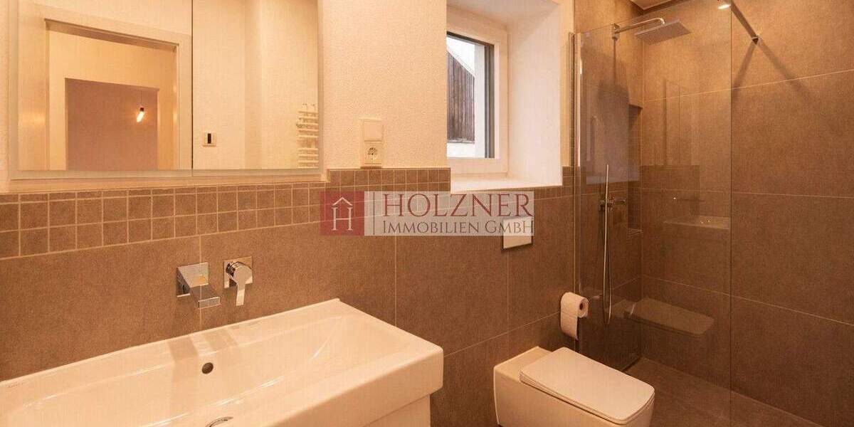 Einfamilienhaus Aham Loizenkirchen - 6 Zimmer, 154 m&sup2;, 1.800&euro; | Angebot:25748934