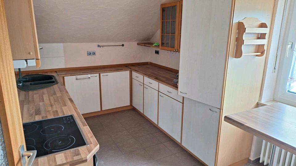 Dachgeschoßwohnung Hof Christiansreuth - 3 Zimmer, 95 m&sup2;, 1.050&euro; | Angebot:24731928