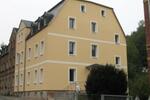 Dachgeschoßwohnung Aue-Bad Schlema Bad Schlema - 2 Zimmer, 44 m&sup2;, 200&euro; | Angebot:25170975