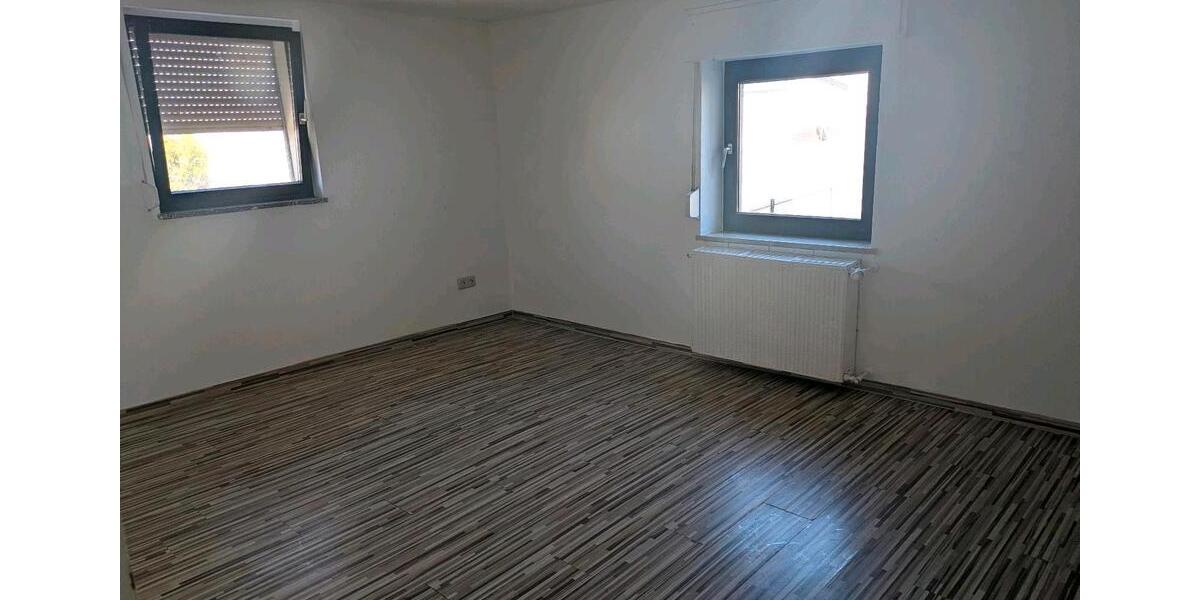 Reihenhaus Beltheim - 5 Zimmer, 130 m&sup2;, 850&euro; | Angebot:26699376
