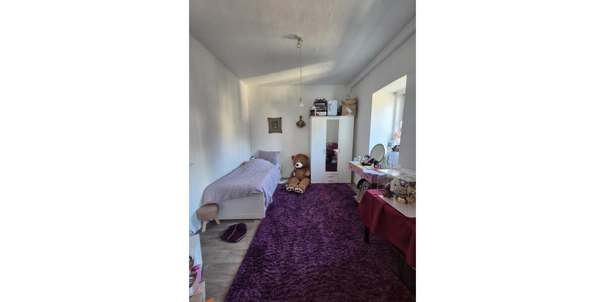 Dachgeschoßwohnung Siegen - 3 Zimmer, 65 m&sup2;, 840&euro; | Angebot:24890889