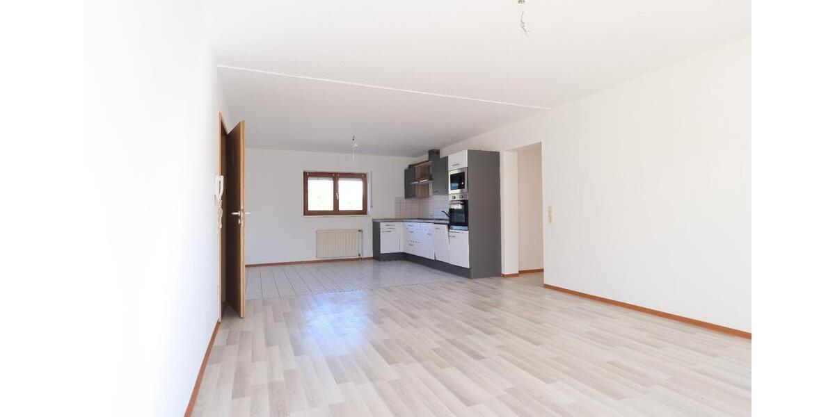 Etagenwohnung Hardheim - 4 Zimmer, 110 m&sup2;, 900&euro; | Angebot:26126150