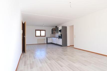 Wohnung Hardheim - 4 Zimmer, 110 m&sup2;, 900&euro; | Angebot:26126150