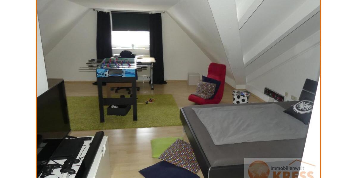 Dachgeschoßwohnung Bad Soden-Salmünster Salmünster - 3 Zimmer, 100 m&sup2;, 610&euro; | Angebot:24765748