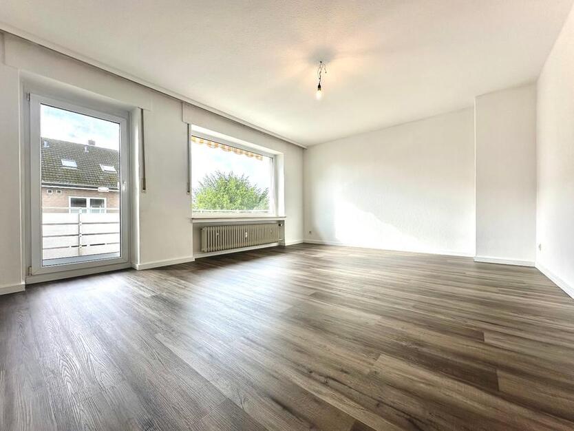 Renovierte 3-ZKB Wohnung mit Balkon + Carport in Bünde-Ennigloh! zimmer