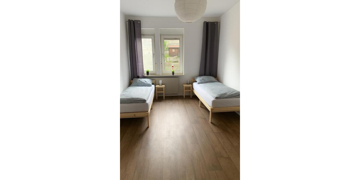 Etagenwohnung Spangenberg - 4 Zimmer, 136 m&sup2;, 950&euro; | Angebot:25285670