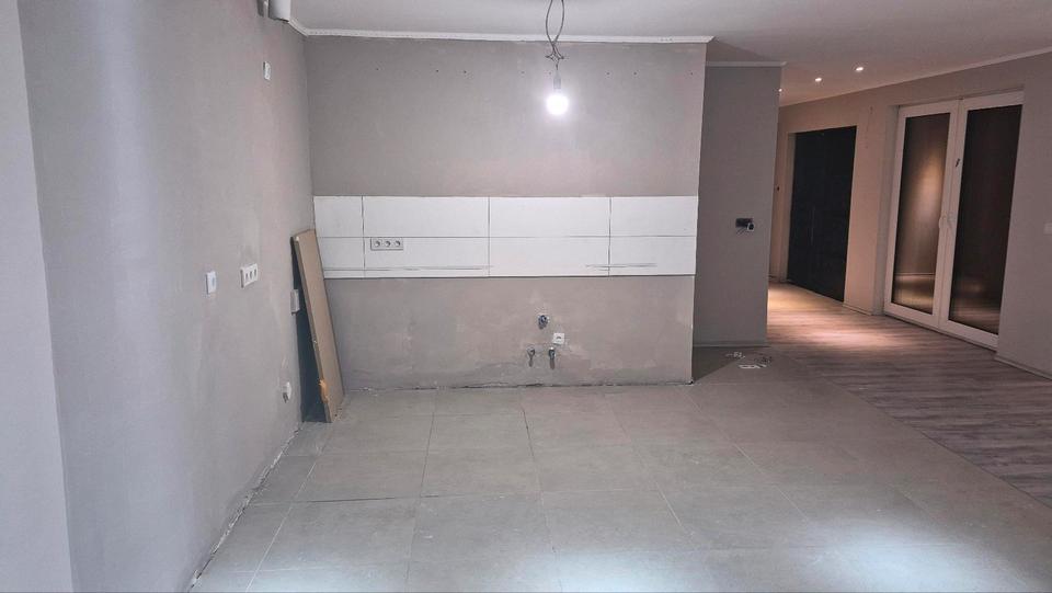 Reihenhaus Saarbrücken - 6 Zimmer, 160 m&sup2;, 1.500&euro; | Angebot:24841515