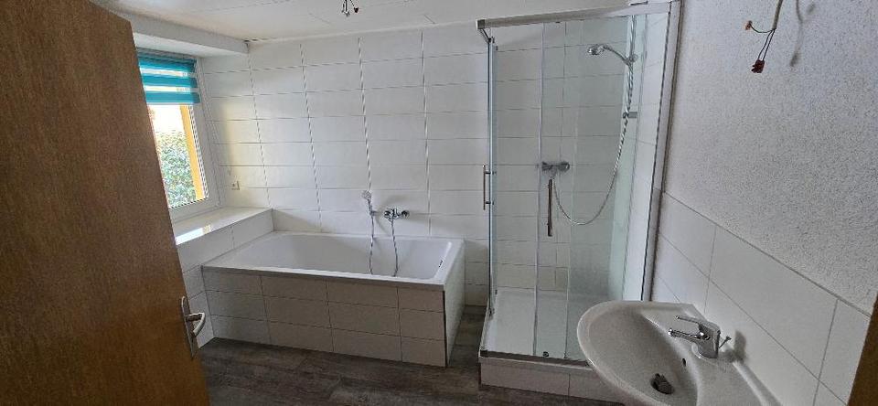 Erdgeschoßwohnung Querfurt - 4 Zimmer, 93 m&sup2;, 550&euro; | Angebot:24786671