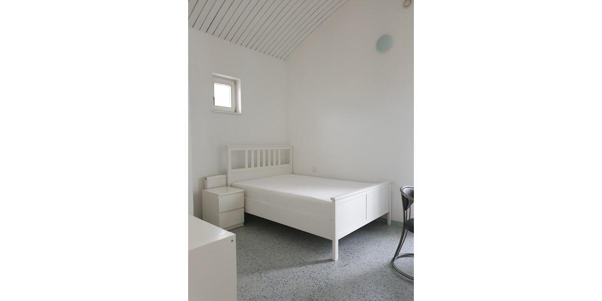 Wohnen auf Zeit Kehl - 6 Zimmer, 15 m&sup2;, 485&euro; | Angebot:26069289