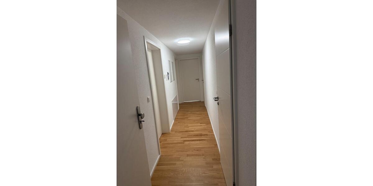 Dachgeschoßwohnung Balingen - 3.5 Zimmer, 70 m&sup2;, 950&euro; | Angebot:24842559