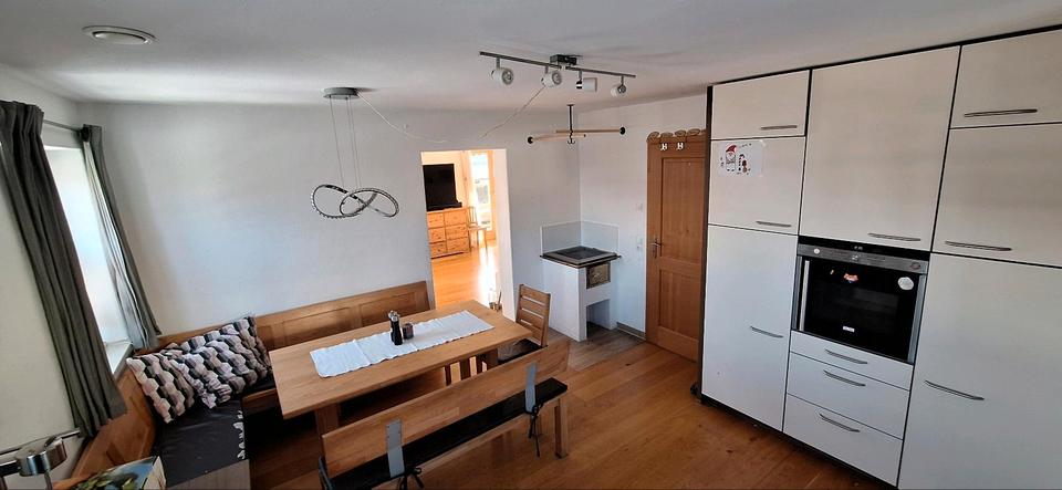 Einfamilienhaus Bad Wiessee - 6.5 Zimmer, 180 m&sup2;, 3.200&euro; | Angebot:24660603