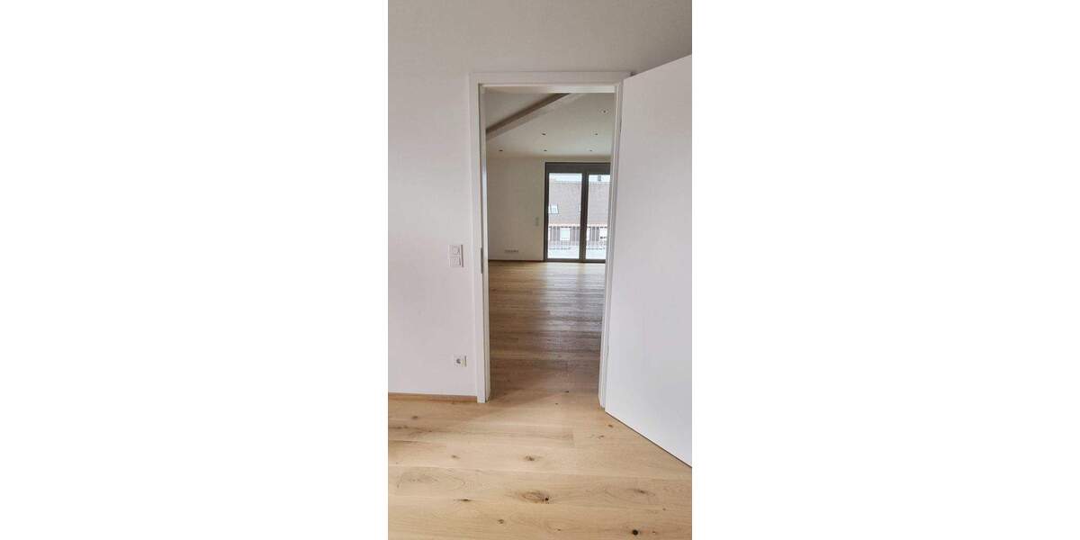 Etagenwohnung München Trudering-Riem - 3 Zimmer, 112 m&sup2;, 3.330&euro; | Angebot:24635897