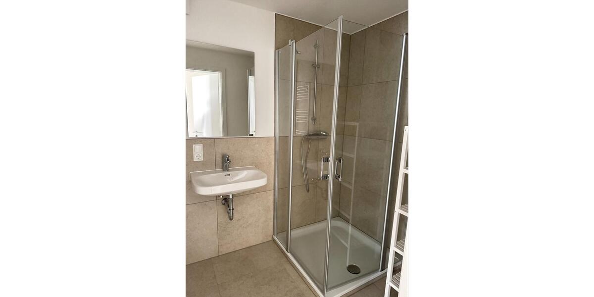 Wohnen auf Zeit Oldenburg Alexandersfeld - 1 Zimmer, 20 m&sup2;, 490&euro; | Angebot:26166273