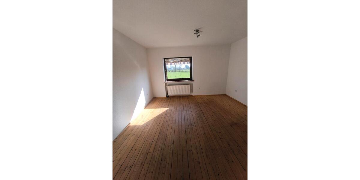 Erdgeschoßwohnung Hambergen - 2 Zimmer, 75 m&sup2;, 700&euro; | Angebot:26044100