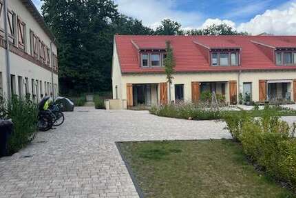 Haus Beelitz - 4 Zimmer, 147 m&sup2;, 1.840&euro; | Angebot:24428332