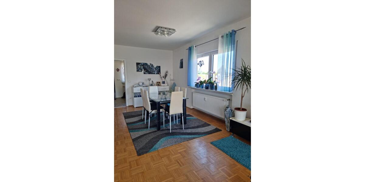Etagenwohnung Mücke - 3 Zimmer, 102 m&sup2;, 750&euro; | Angebot:26517585