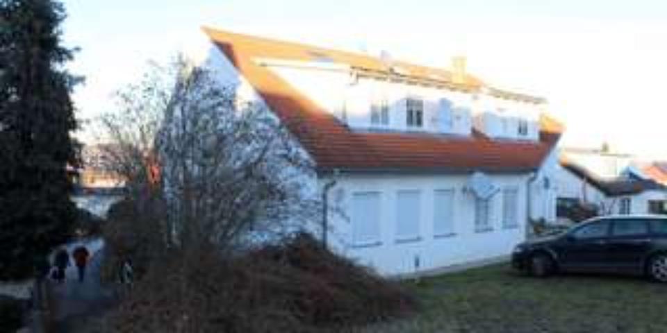 Schöne, geräumige zwei Zimmer Wohnung in Rottenburg am Neckar