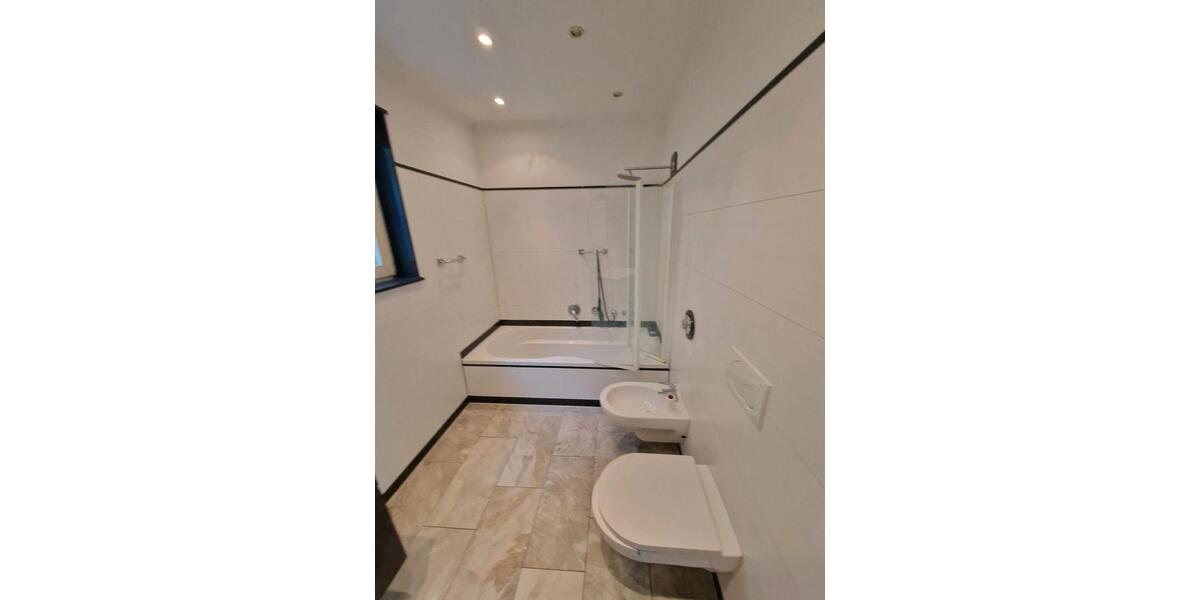 Erdgeschoßwohnung Duisburg Duisburg-Mitte - 2 Zimmer, 61 m&sup2;, 800&euro; | Angebot:26602690