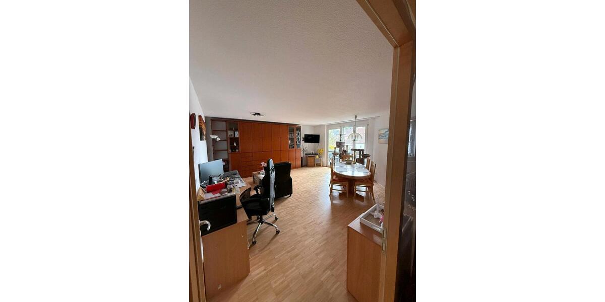 Erdgeschoßwohnung Wülfrath - 4 Zimmer, 108 m&sup2;, 1.550&euro; | Angebot:26623811